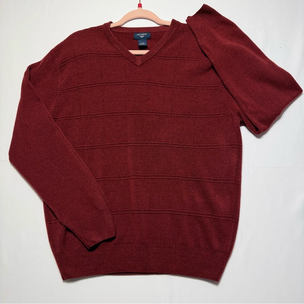 Dockers Men's Maroon‎ V Neck Long Sleeve Sweater Size L Excellent